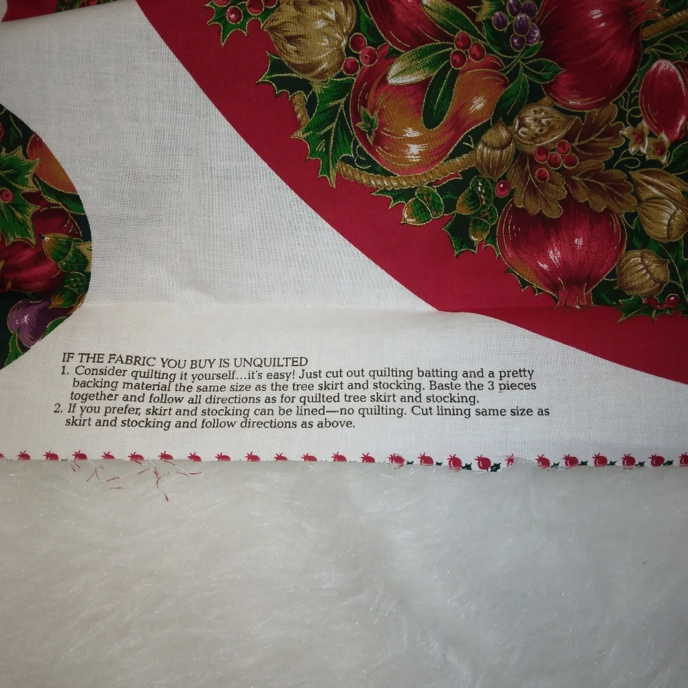 FABRIC Christmas Orchard Tree Skirt ans stocking See & Sew panel